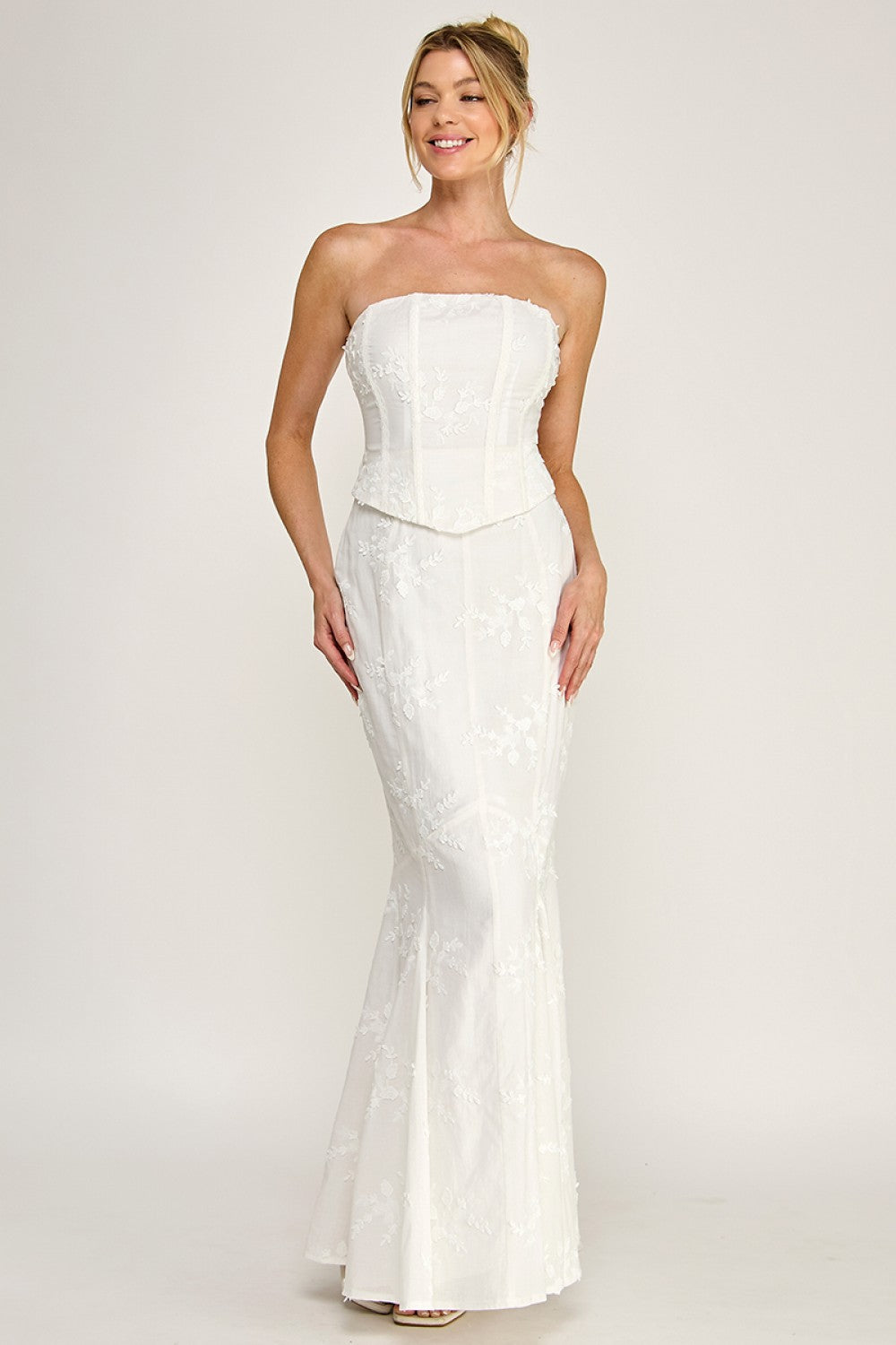 Fleur de Lace Dress