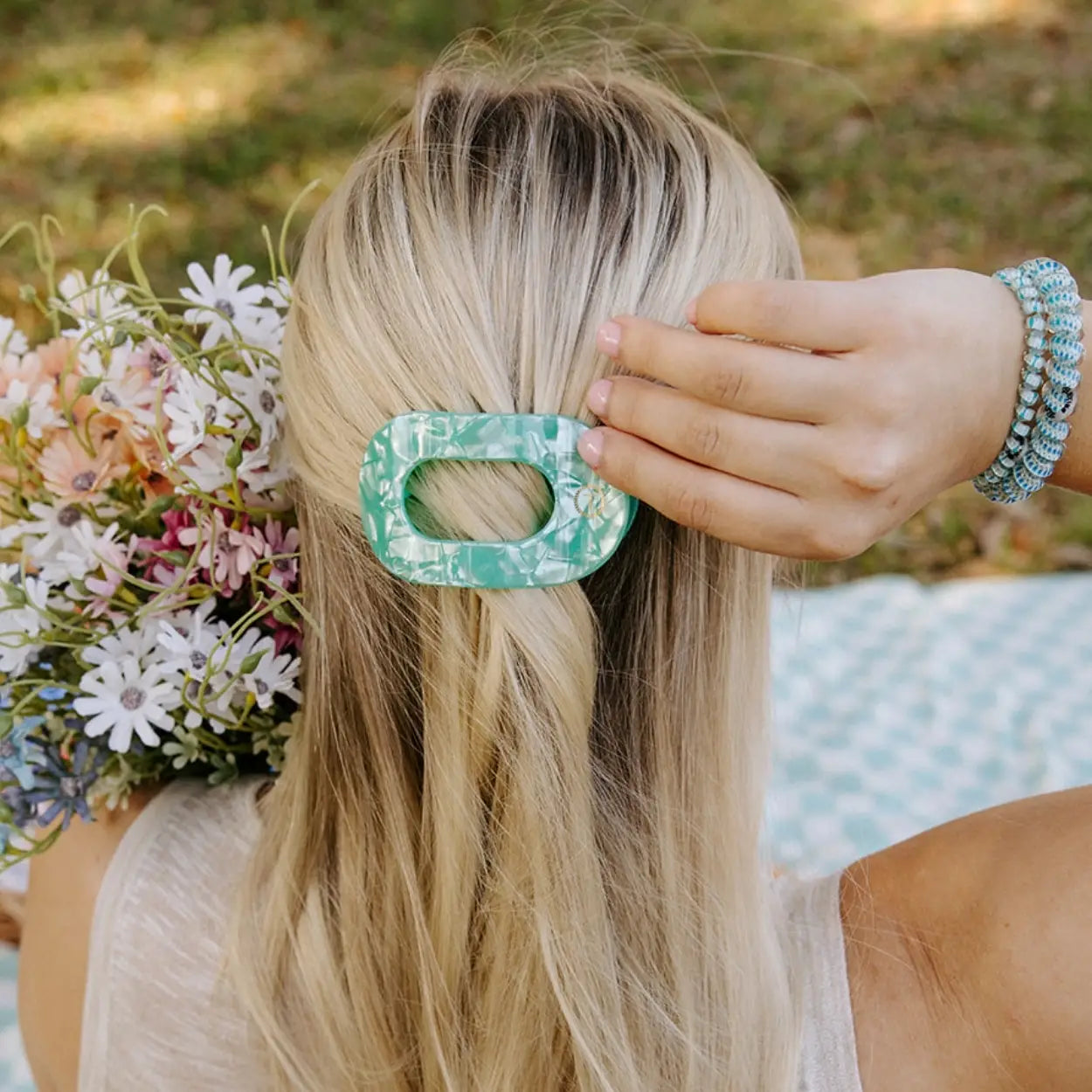 Spring Splash Flat Round Clip - Multiple Sizes