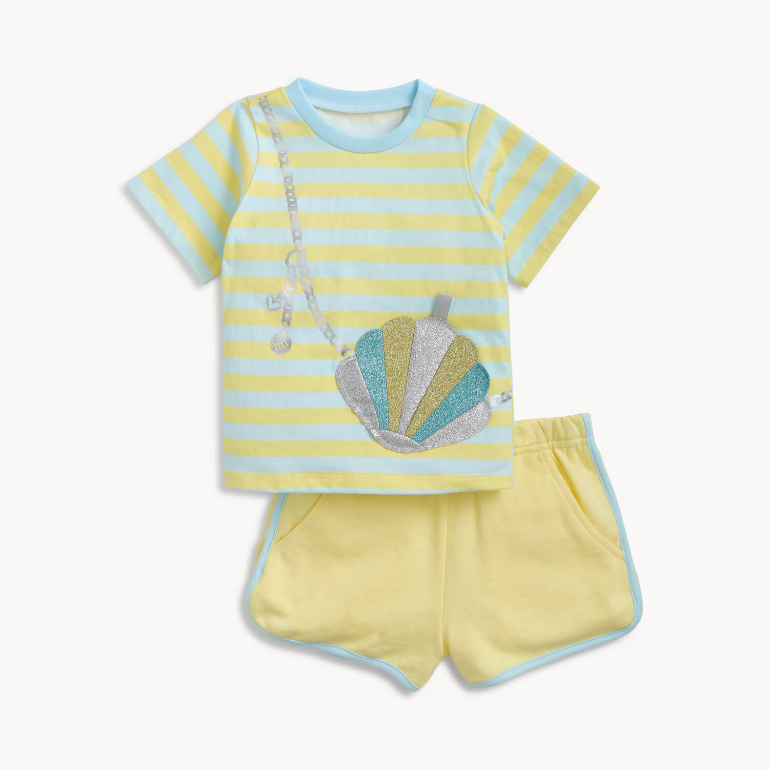 Fidget Seashell Outfit