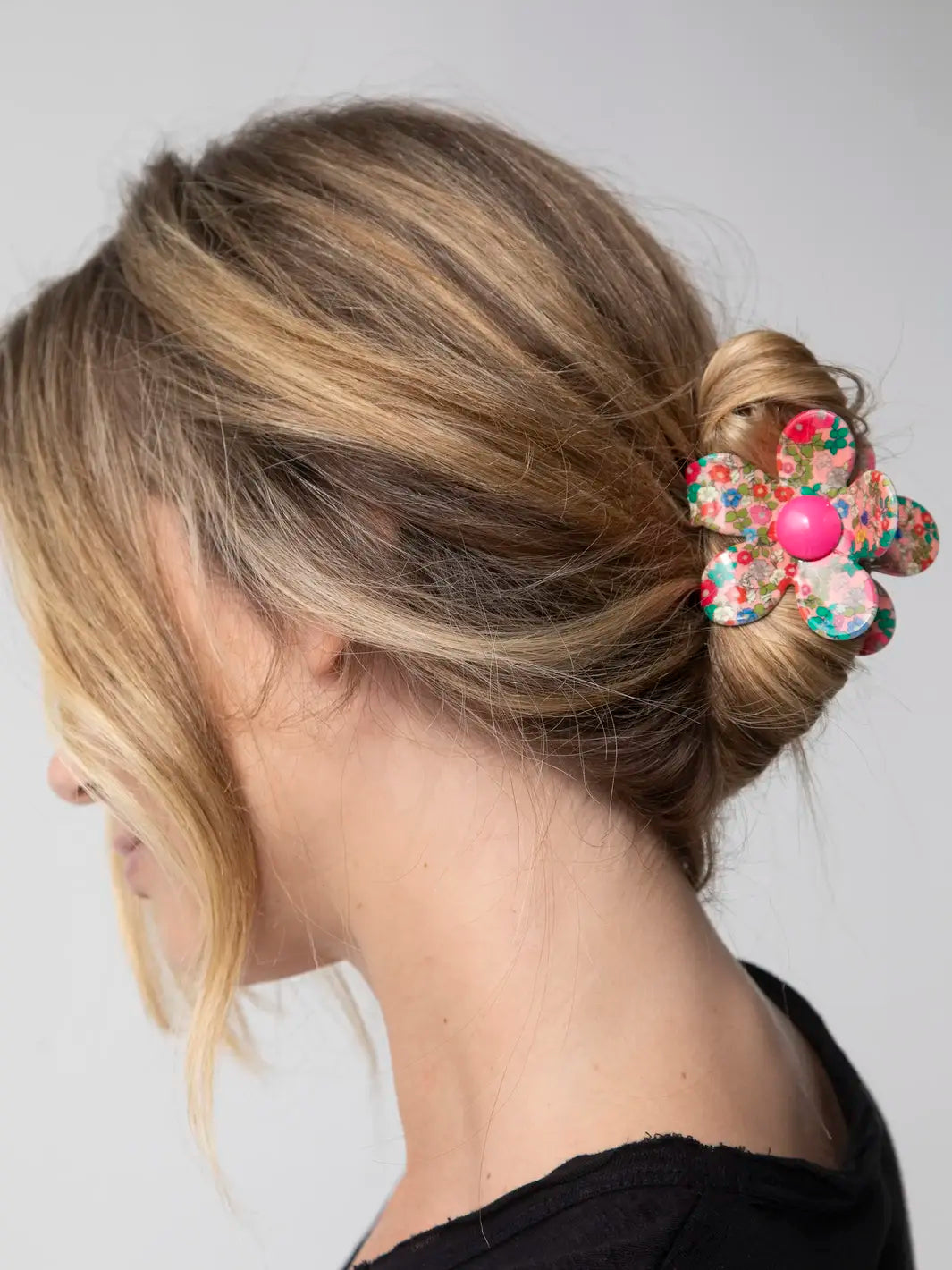 Daisy Claw Clip